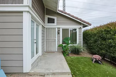 14125 Green Vista, Fontana, CA 92337 - Photo 6