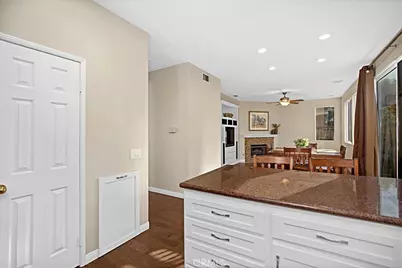 15 Tanglewood, Rancho Santa Margarita, CA 92688 - Photo 12