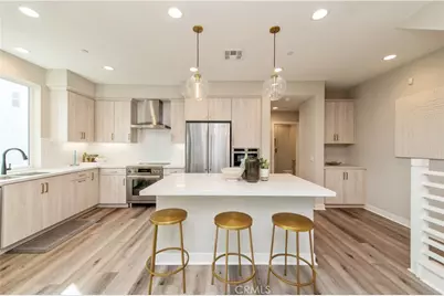 824 S Harbor Blvd, Santa Ana, CA 92704 - Photo 8