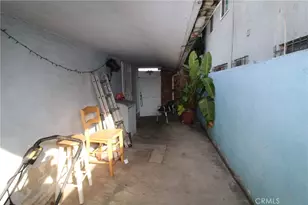 6271 Cherry Ave, Long Beach, CA 90805 - Photo 32