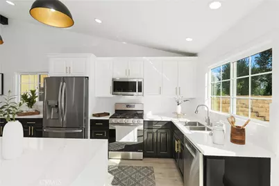 25912 Spruce Lane, Laguna Hills, CA 92653 - Photo 12