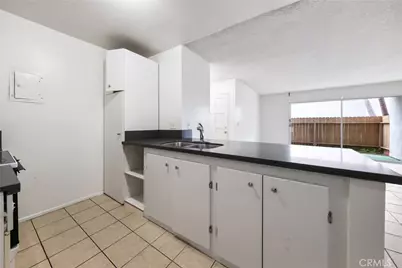 2521 W Sunflower #R1, Santa Ana, CA 92704 - Photo 14