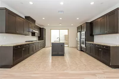 115 Hollow Tree, Irvine, CA 92618 - Photo 8