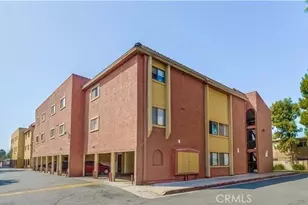 1017 W Bishop St, Santa Ana, CA 92703 - Photo 2