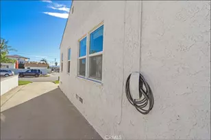 2153 W 111th, Los Angeles, CA 90047 - Photo 36