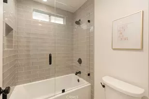 1086 Vallejo, Costa Mesa, CA 92626 - Photo 42