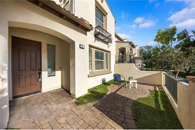 21 Quartet, Irvine, CA 92618 - Photo 4