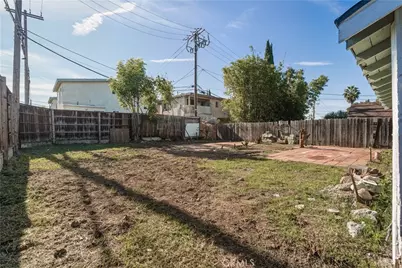 240 E Eldridge, Long Beach, CA 90807 - Photo 24