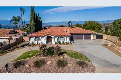 16524 Rancho Escondido Drive, Riverside, CA 92506 - Photo 2