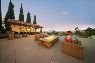 16524 Rancho Escondido Dr, Riverside, CA 92506 - Photo 46