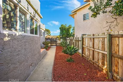 1941 Olive Avenue, Long Beach, CA 90806 - Photo 8