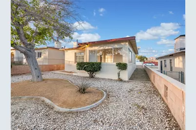 16762 Merrill Street, Victorville, CA 92395 - Photo 30