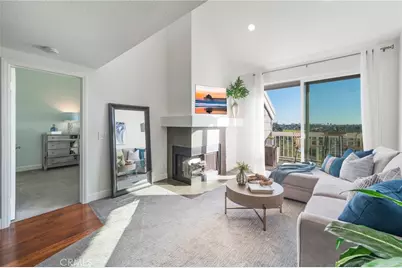 20331 Bluffside #420, Huntington Beach, CA 92646 - Photo 4