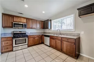 6056 Bellaire, Los Angeles, CA 91606 - Photo 12