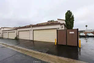 1043 E Huntington, Monrovia, CA 91016 - Photo 28