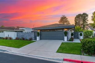 35 Beachcomber Dr, Corona del Mar, CA 92625 - Photo 2