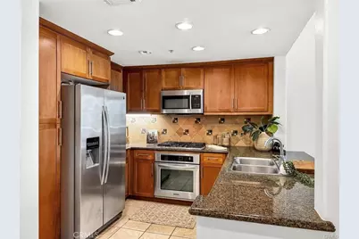 931 E Walnut #607, Pasadena, CA 91106 - Photo 8