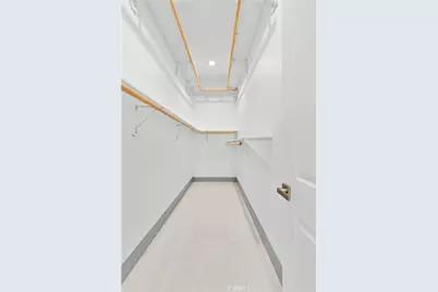 7702 Alberta, Huntington Beach, CA 92648 - Photo 14