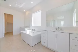 414 Treble, Irvine, CA 92618 - Photo 18