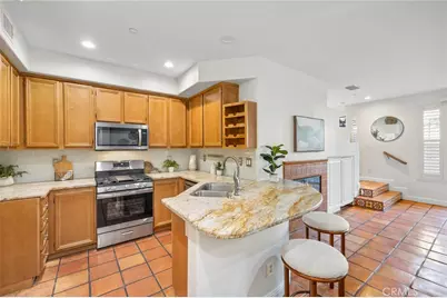 19 Vinca Court, Ladera Ranch, CA 92694 - Photo 6