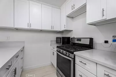 324 Tangelo #325, Irvine, CA 92618 - Photo 8