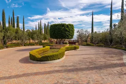 1127 Casper Circle, Corona, CA 92881 - Photo 2