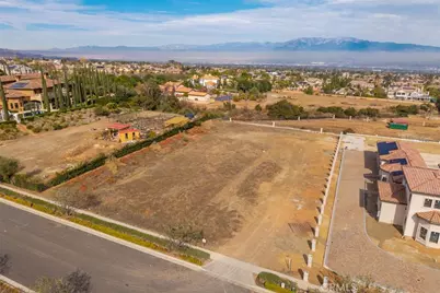 1127 Casper Circle, Corona, CA 92881 - Photo 6