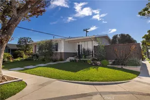 6702 E El Salvador St, Long Beach, CA 90815 - Photo 2