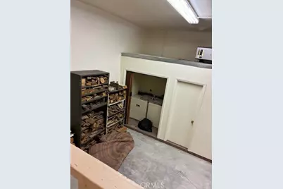 32079 Fern, Running Springs, CA 92382 - Photo 14