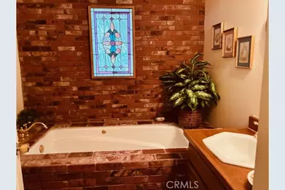 32079 Fern, Running Springs, CA 92382 - Photo 10