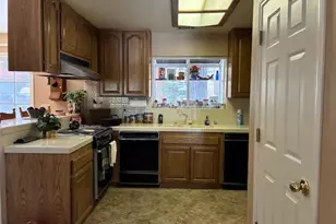 32079 Fern, Running Springs, CA 92382 - Photo 4