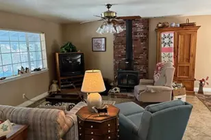 32079 Fern, Running Springs, CA 92382 - Photo 2