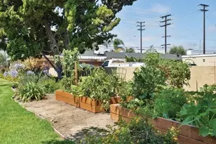 2400 Elden, Costa Mesa, CA 92627 - Photo 20