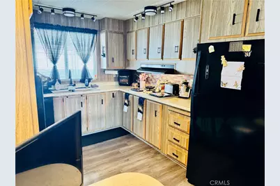 601 N Kirby, Hemet, CA 92545 - Photo 2