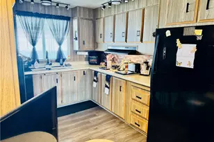 601 N Kirby, Hemet, CA 92545 - Photo 2