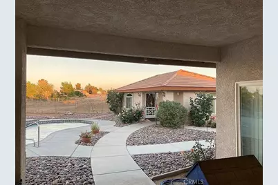 6581 Bartlett, Phelan, CA 92371 - Photo 4