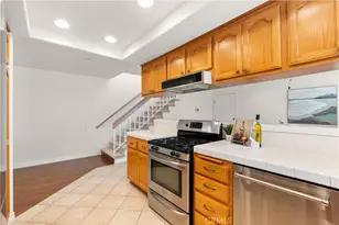 19126 Queensport Ln, Huntington Beach, CA 92646 - Photo 14