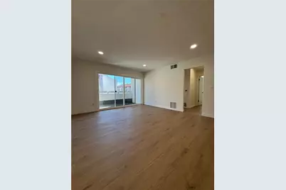 2511 W Sunflower #F11, Santa Ana, CA 92704 - Photo 2