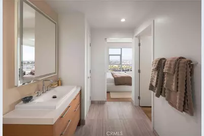 9 Macarthur Place #807, Santa Ana, CA 92707 - Photo 4