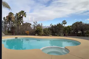 30716 E Sunset Dr, Redlands, CA 92373 - Photo 18