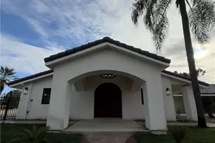 30716 E Sunset Dr, Redlands, CA 92373 - Photo 4