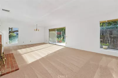 1194 Lyndhurst Drive, Riverside, CA 92506 - Photo 12