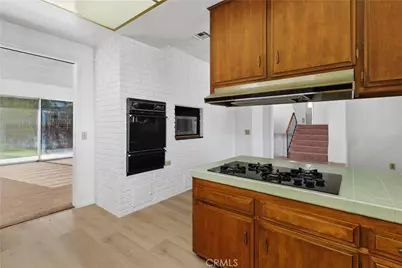 1194 Lyndhurst Drive, Riverside, CA 92506 - Photo 4