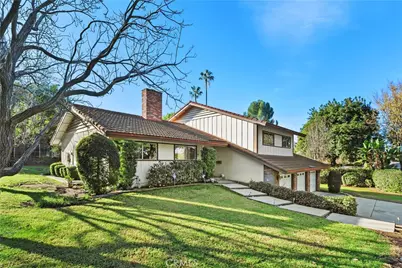 1194 Lyndhurst Drive, Riverside, CA 92506 - Photo 2