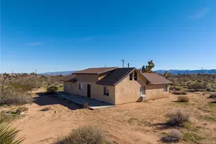 59375 Breezy, Yucca Valley, CA 92284 - Photo 2