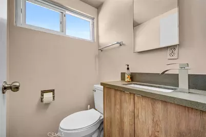 994 N Cleveland Street, Orange, CA 92867 - Photo 22