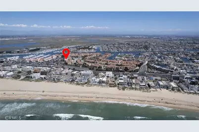 16425 Martin Lane, Huntington Beach, CA 92649 - Photo 2