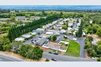 5250 Whispering Creek Drive, Santa Rosa, CA 95403 - Photo 20