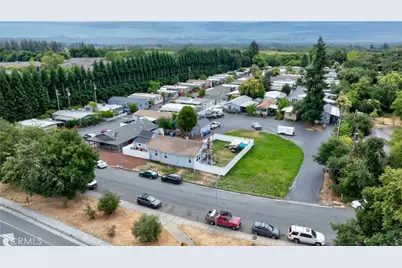 5250 Whispering Creek Drive, Santa Rosa, CA 95403 - Photo 44