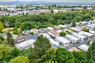 5250 Whispering Creek Dr, Santa Rosa, CA 95403 - Photo 32